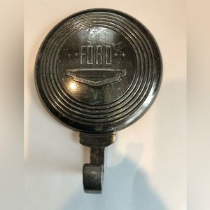 Ford Hubcap Wall Hook - Retro Ford Emblem Metal Wall Mount Hook.